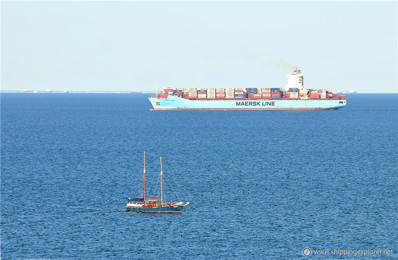 Maersk Lamanai